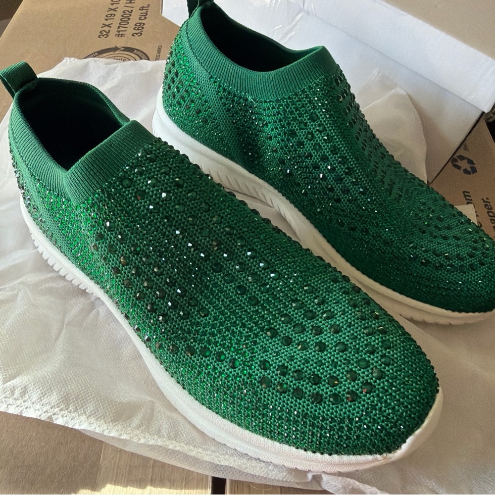 Belos Green Slip-On Memory Foam Comfort Shoes Rhinestone Size 9 St Pattys new ?